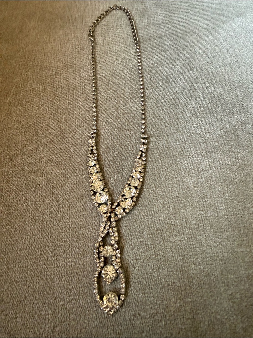 Fashion Jewelry Silver-Tone Clear Crystal Pendant Necklace